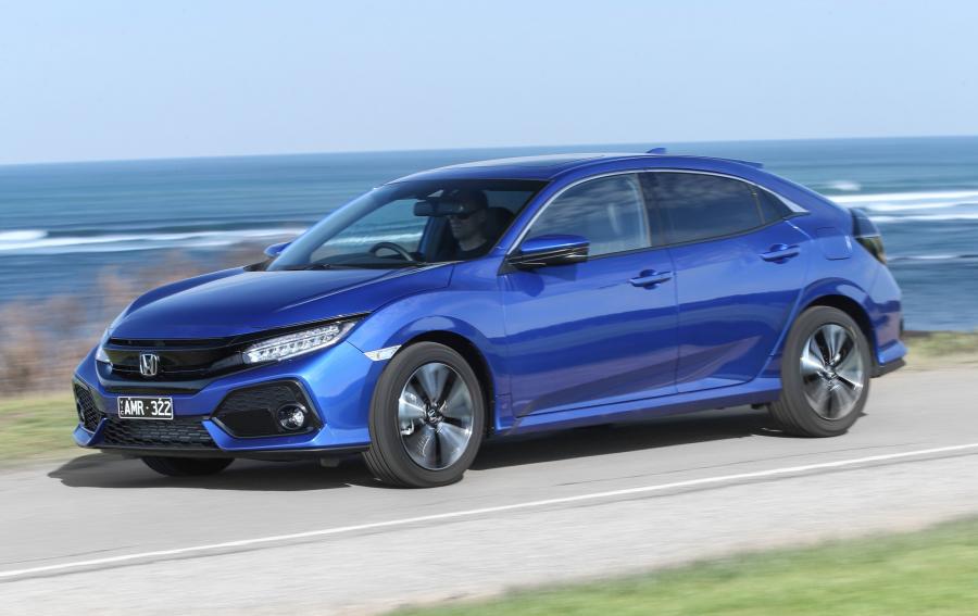  Honda Civic VTi-LX Hatchback 2017 года  (AU) (фото 32 из 40)